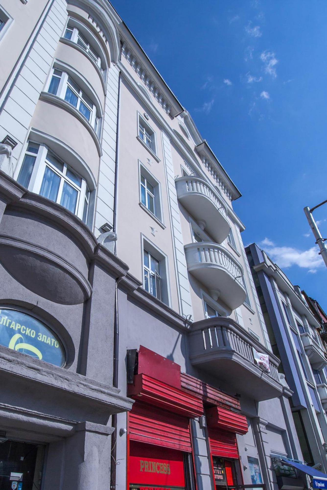 Lion'S Bridge Boutique 2Bdrm Apt, Top Center Gem 소피아 외부 사진