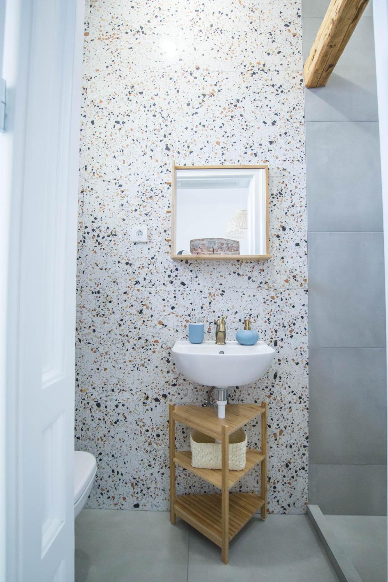 Lion'S Bridge Boutique 2Bdrm Apt, Top Center Gem 소피아 외부 사진